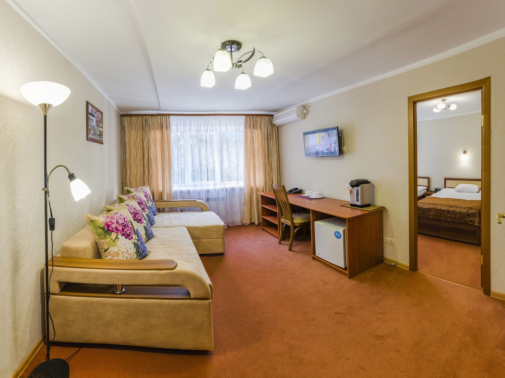 Suite, 1 Bedroom photo 1