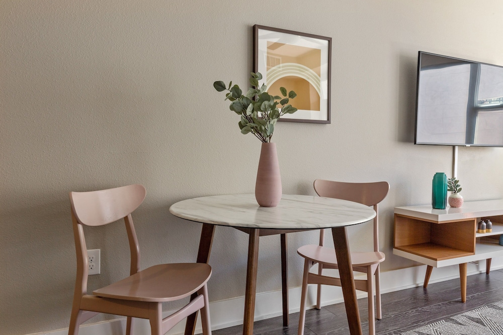 Classic Studio, Kitchen (Self Check-in with Virtual Front Desk) - Photo 12