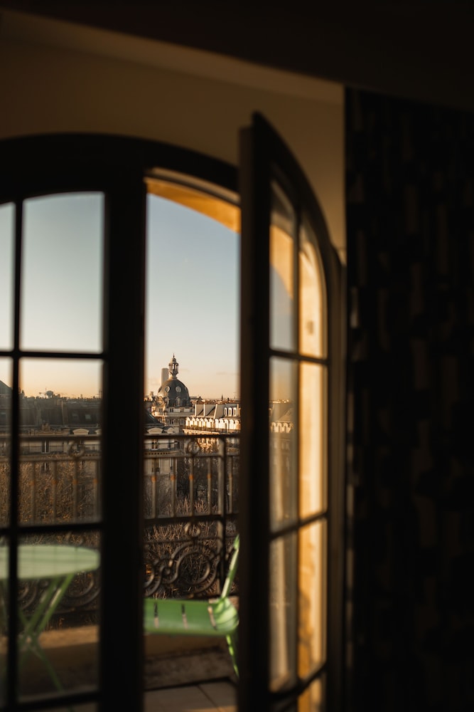 Standard Double Room, Balcony, City View (Cosy) photo 3