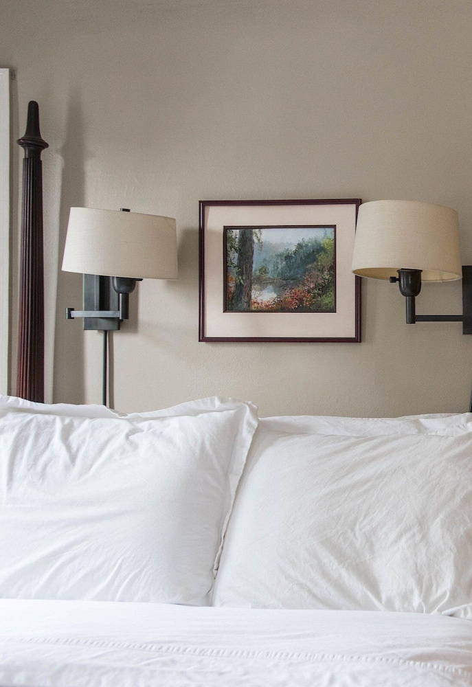 Maine Room photo 3