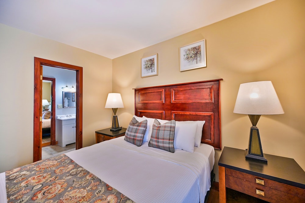 Queen Suite photo 2