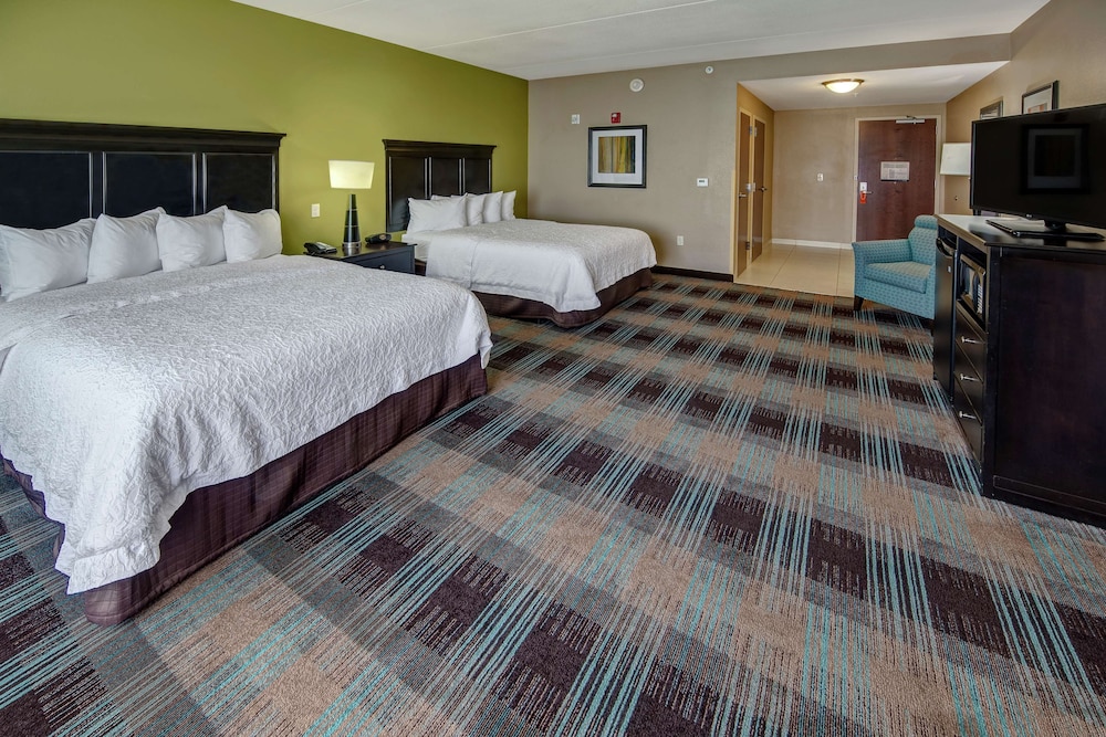 Room, 2 Queen Beds, Accessible, Non Smoking