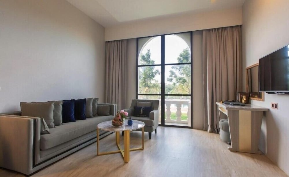 Premier Room - Photo 3