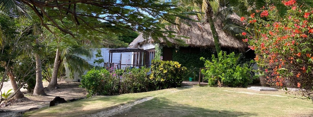 Bungalow Beachfront 2 Bedrooms