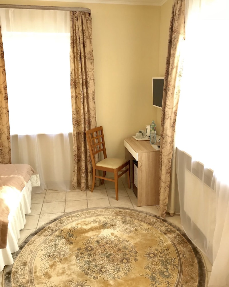 Standard Double Room photo 2
