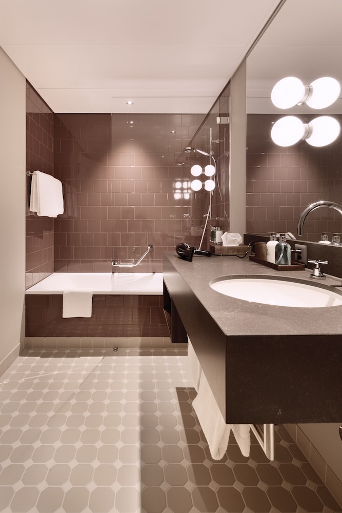 Available room