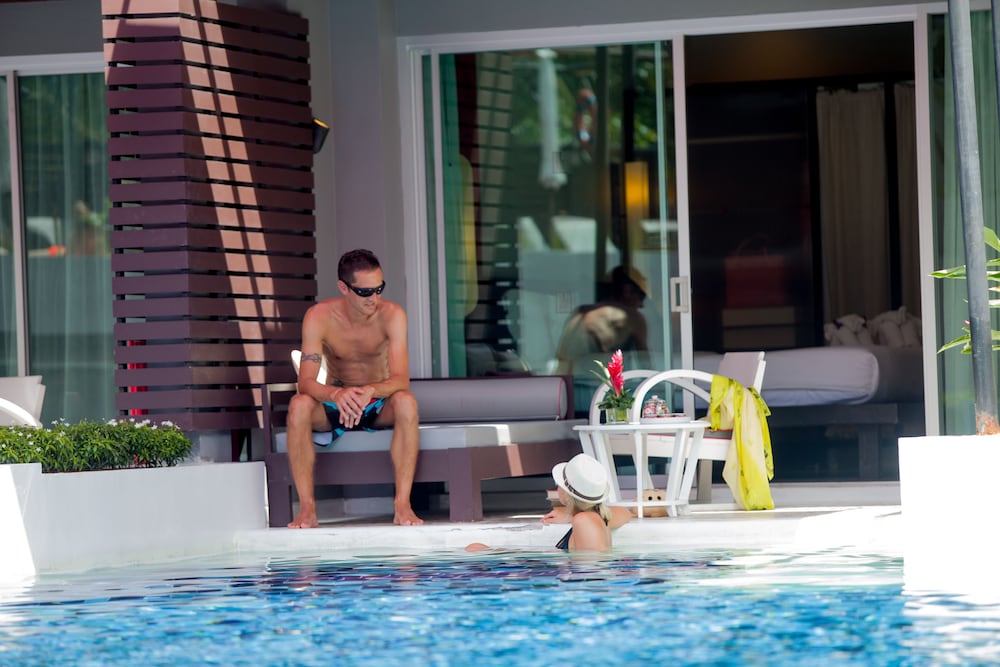 Deluxe Room, Pool Access - Photo 10