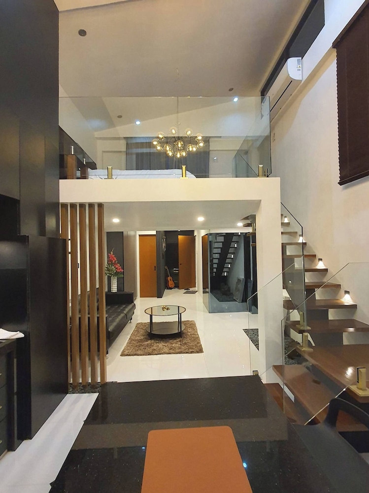 House, 1 Bedroom, Balcony, Garden View