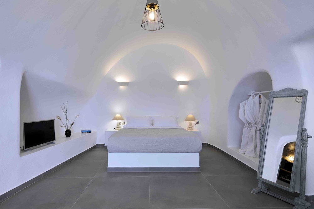 House (Private Cave)