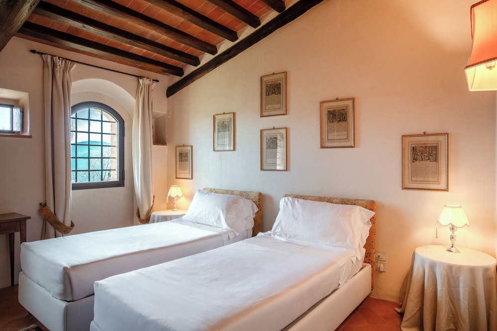 Standard Double Room, 1 Bedroom, Garden View photo 3