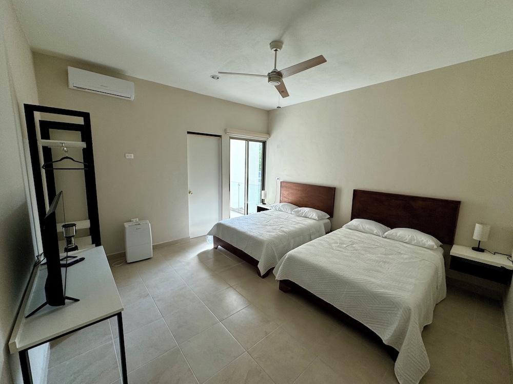 Classic Room, Pool View photo 3