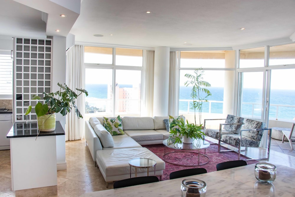 Luxury Apartment photo 1