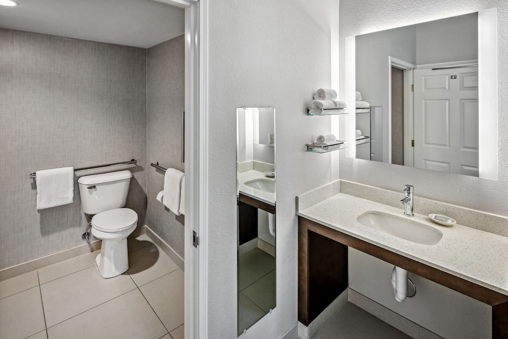 Suite, 1 Bedroom (Hearing Accessible), photo 6