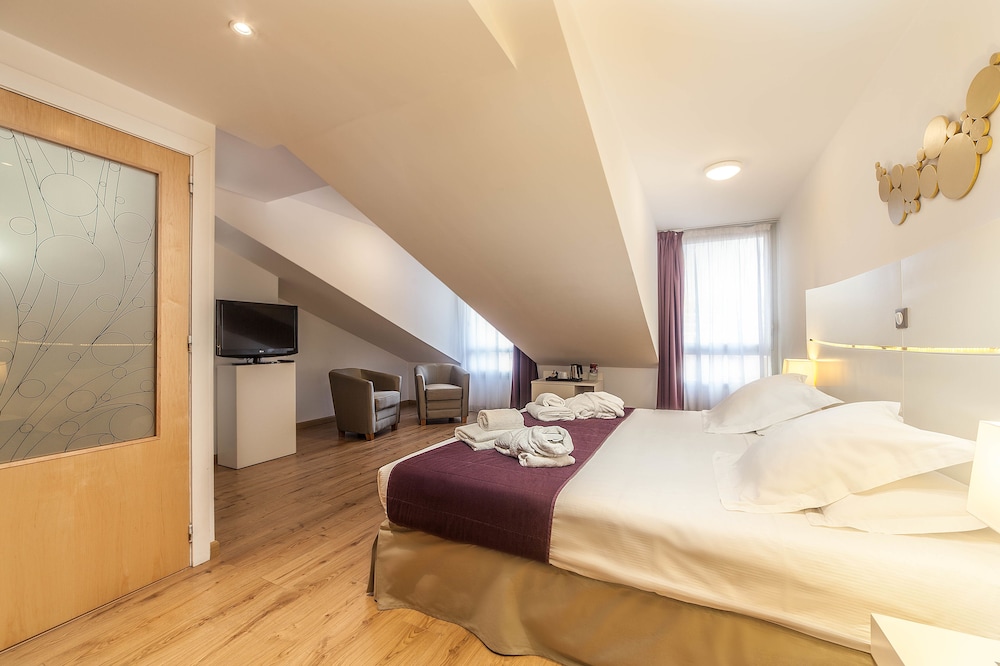 Classic Double Room - Photo 2