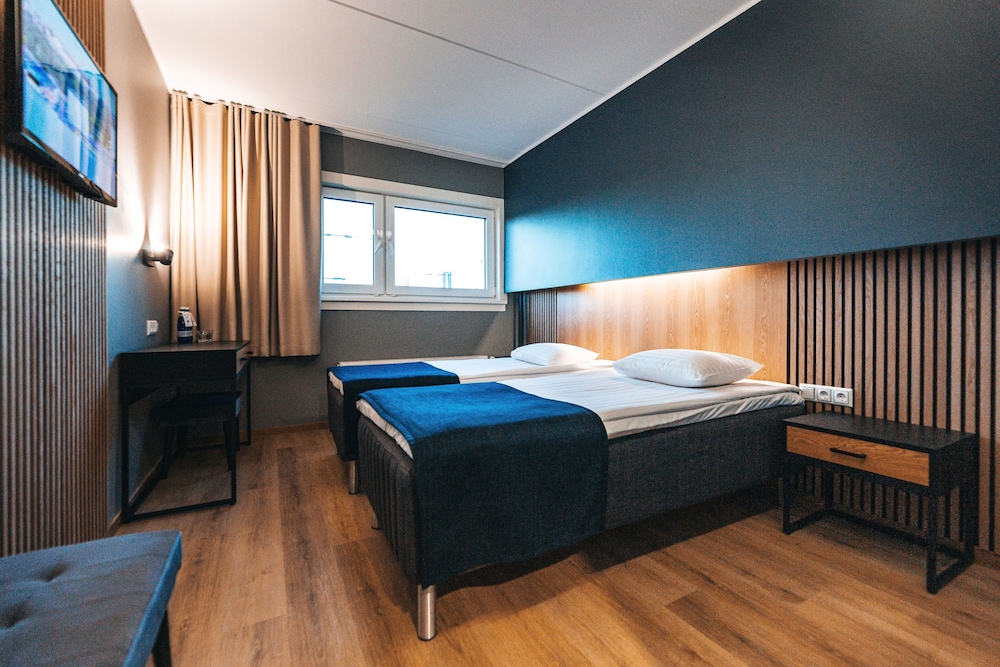 Standard Twin Room - Photo 3