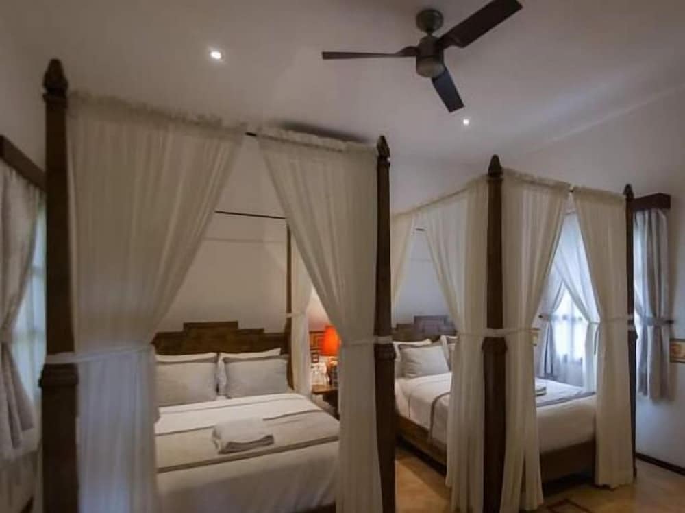 Deluxe Room, 2 Double Beds (Matrimonial) photo 1