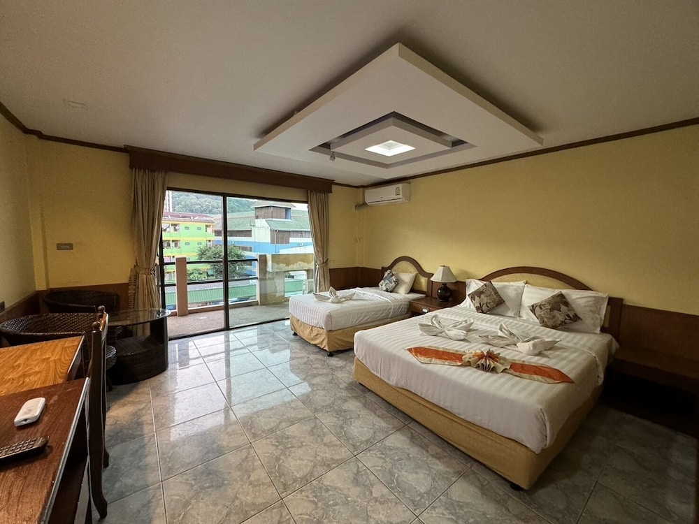 Standard Triple Room - Photo 17