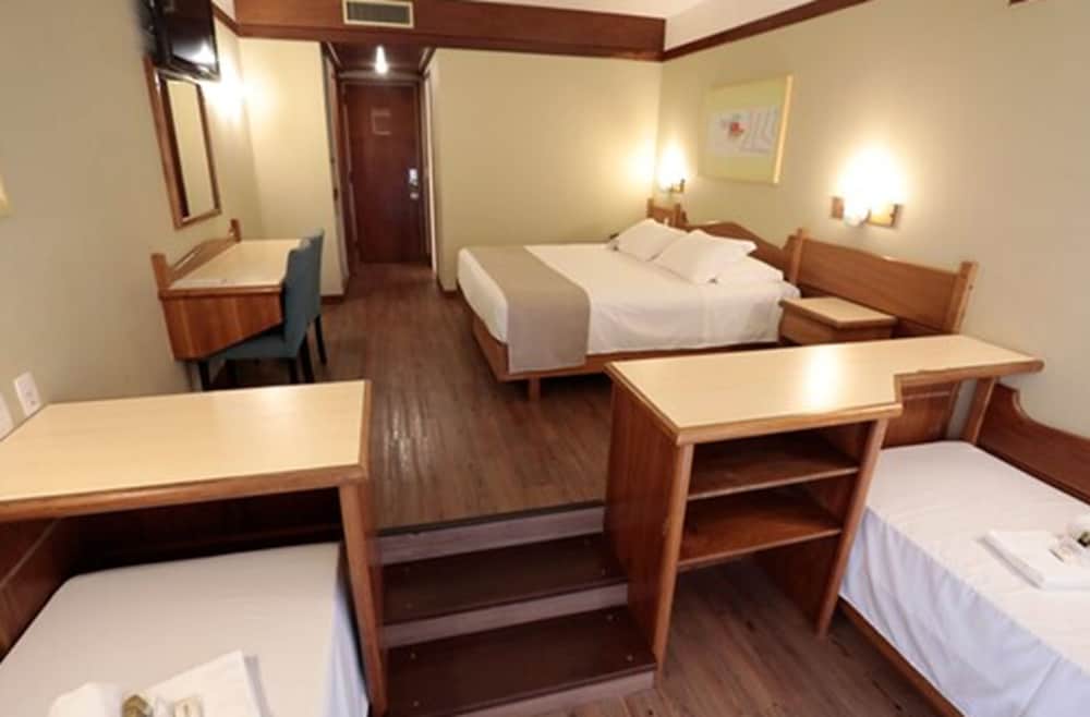 Deluxe Twin Room photo 1
