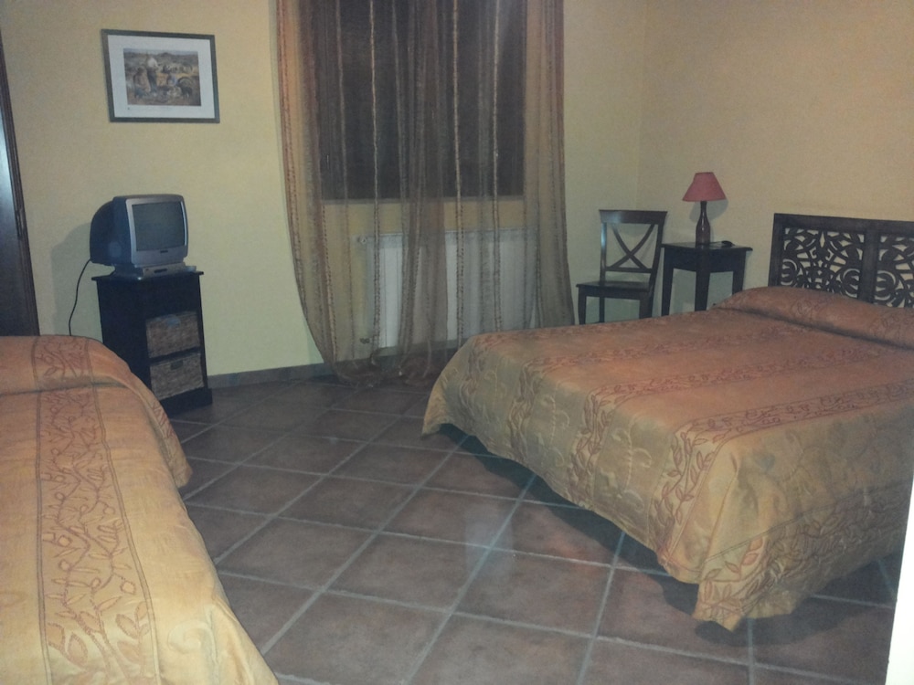 Triple Room photo 2