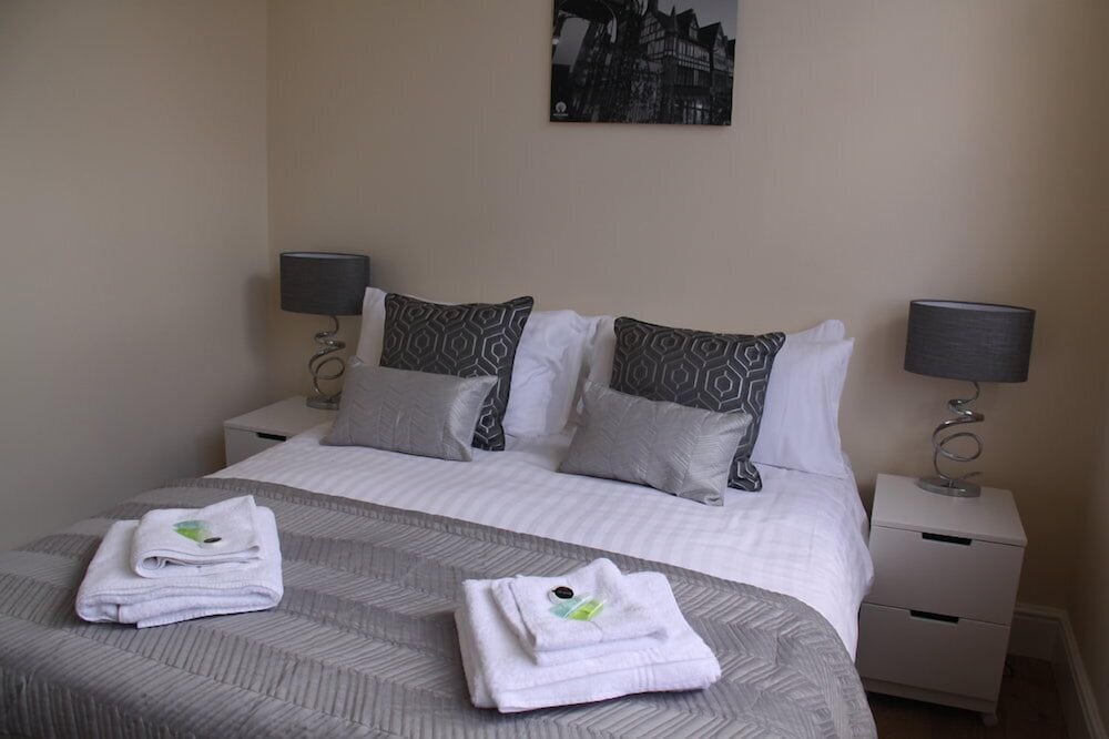 Apartment photo 2