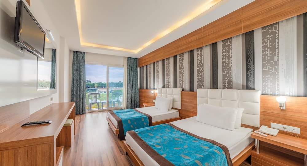 Standard Double Room, Garden View - Photo 2