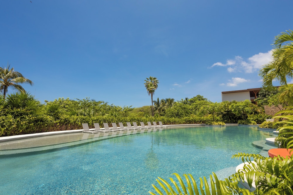 Lush Suite, Component 2 Bedrooms, 1 King Bed, Adults Only (Garden View) - Photo 4