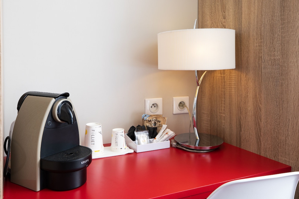 Junior Suite, Resort View - Photo 10