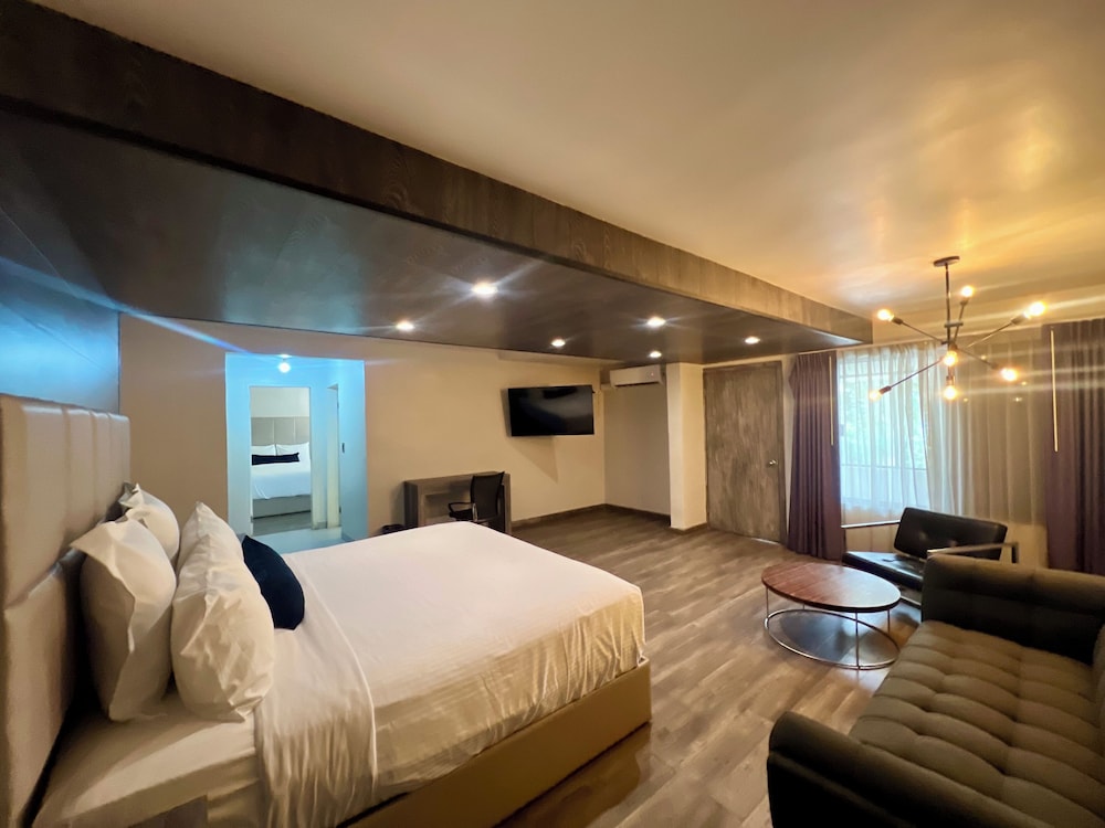 Premier Suite