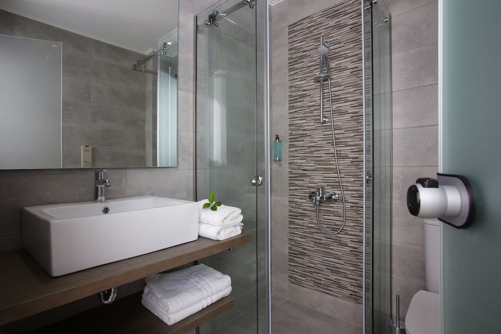Superior Double or Twin Room, Garden View - Photo 5