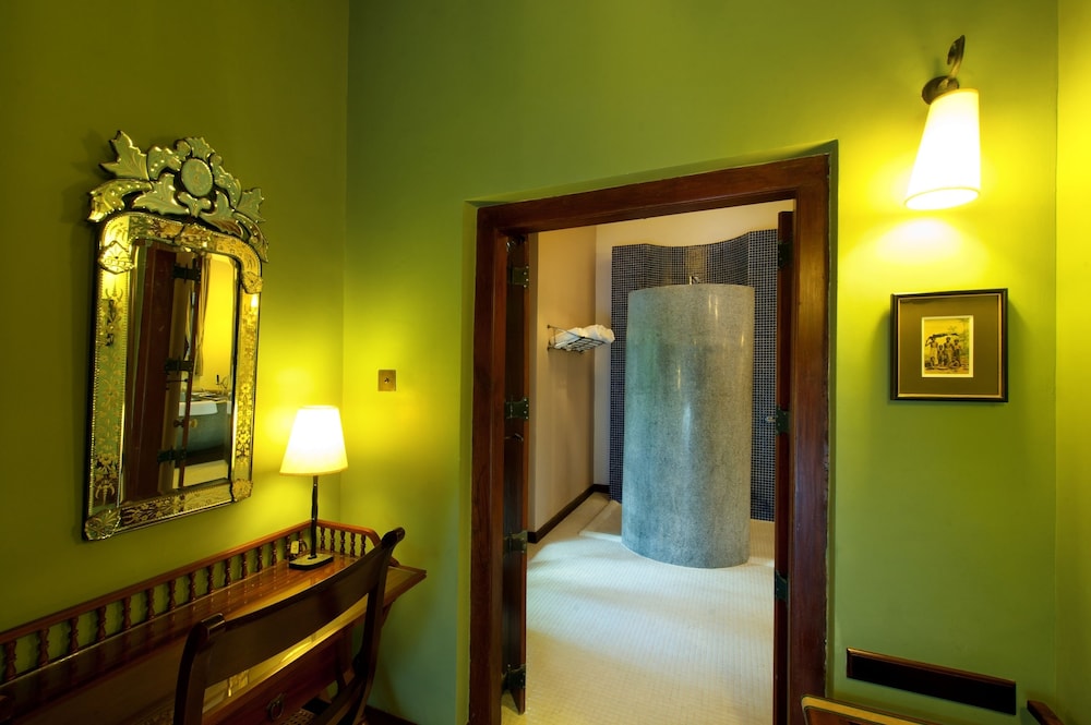 Lily Pond Suite - Photo 2