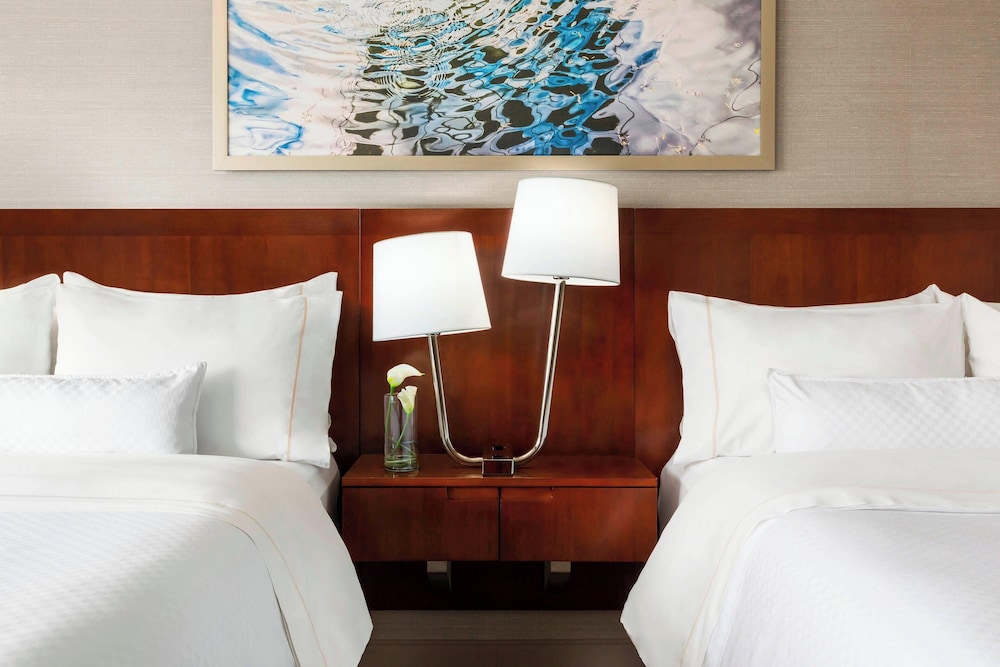 Deluxe Room, 2 Double Beds, City View - Photo 3