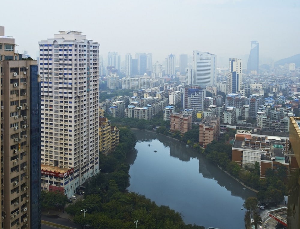 Room, 2 Double Beds, City View photo 3