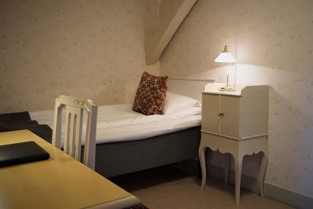 Single Room, 1 Twin Bed photo 3