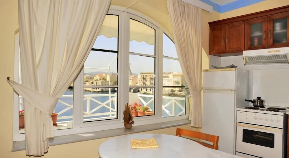Suite, Sea View (Rainbow) photo 1