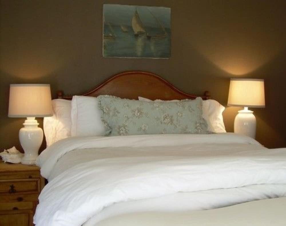 Standard Queen Guest Room photo 3