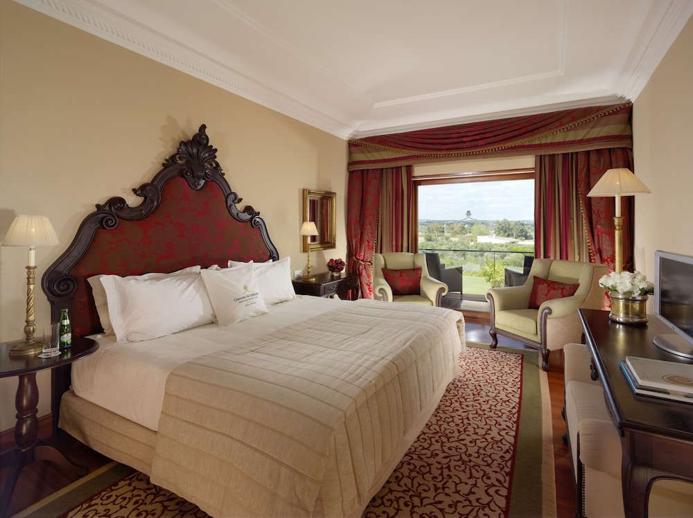 Deluxe Room - Photo 2