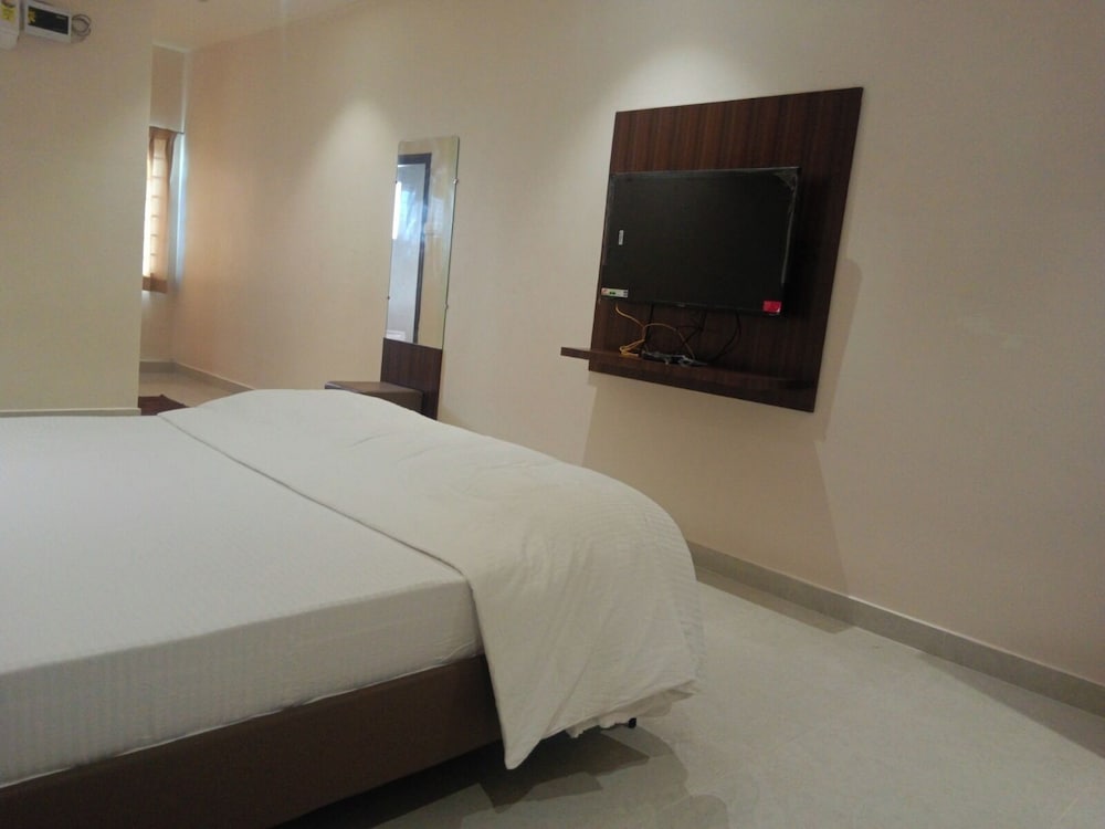 Basic Double Room