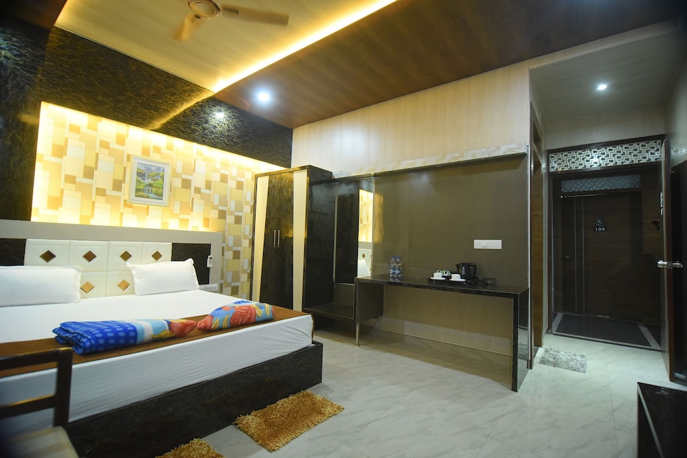 Deluxe Room, City View photo 3