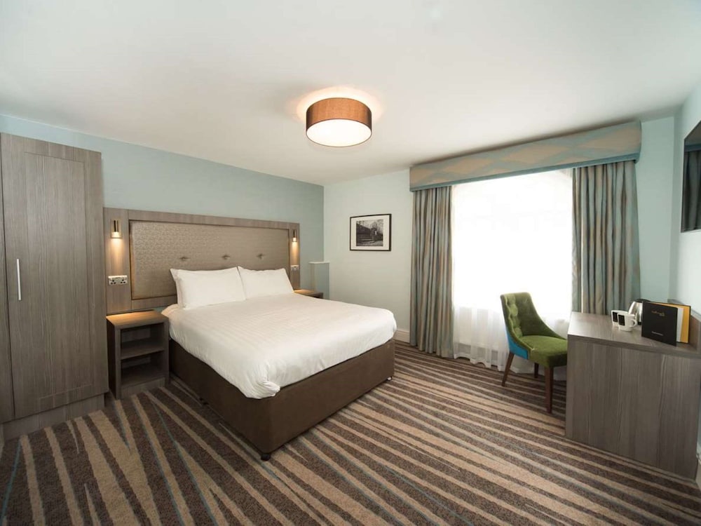 Superior Room, 1 King Bed, Non Smoking photo 3