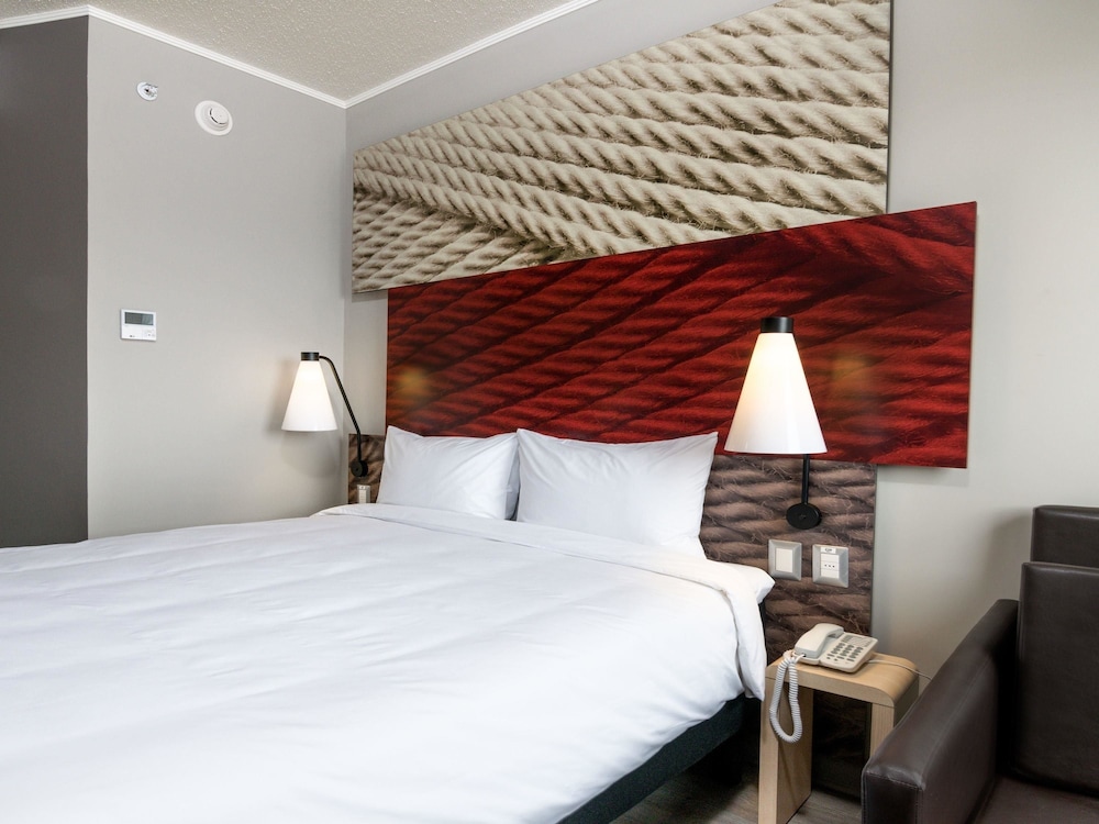 Standard Room, Multiple Beds photo 3