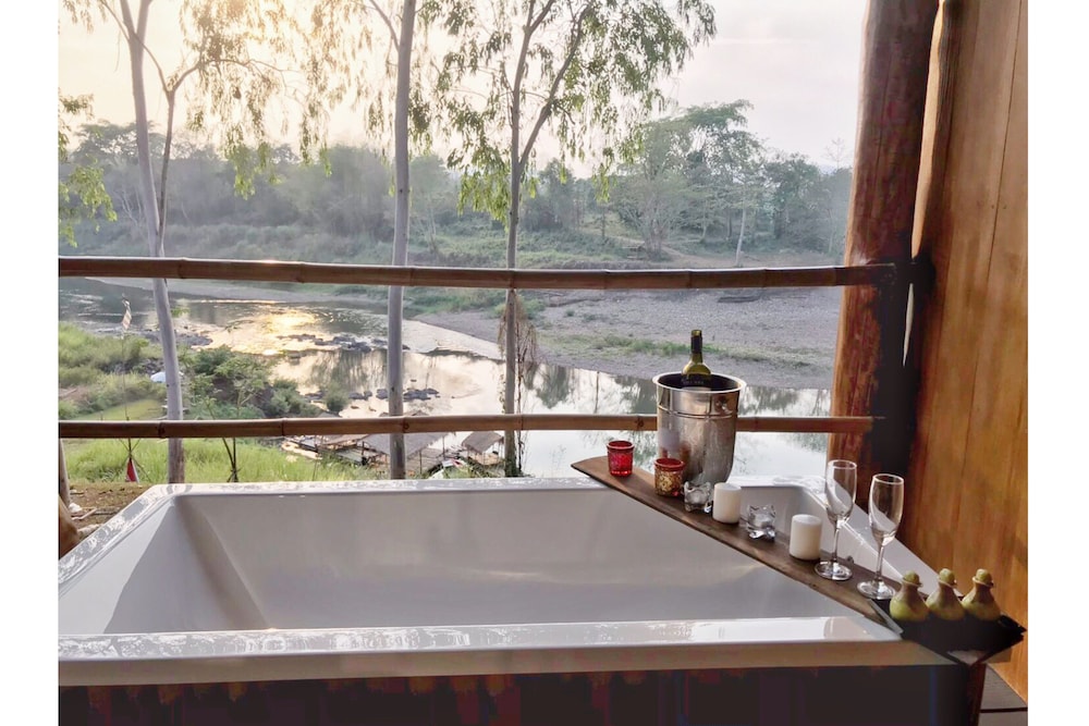 Deluxe Room, River Front photo 2