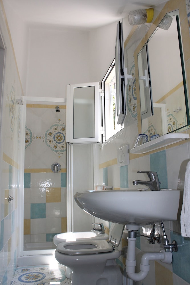 Quadruple Room photo 3
