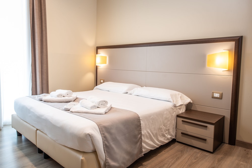 Premium Double Room, Lake View photo 2