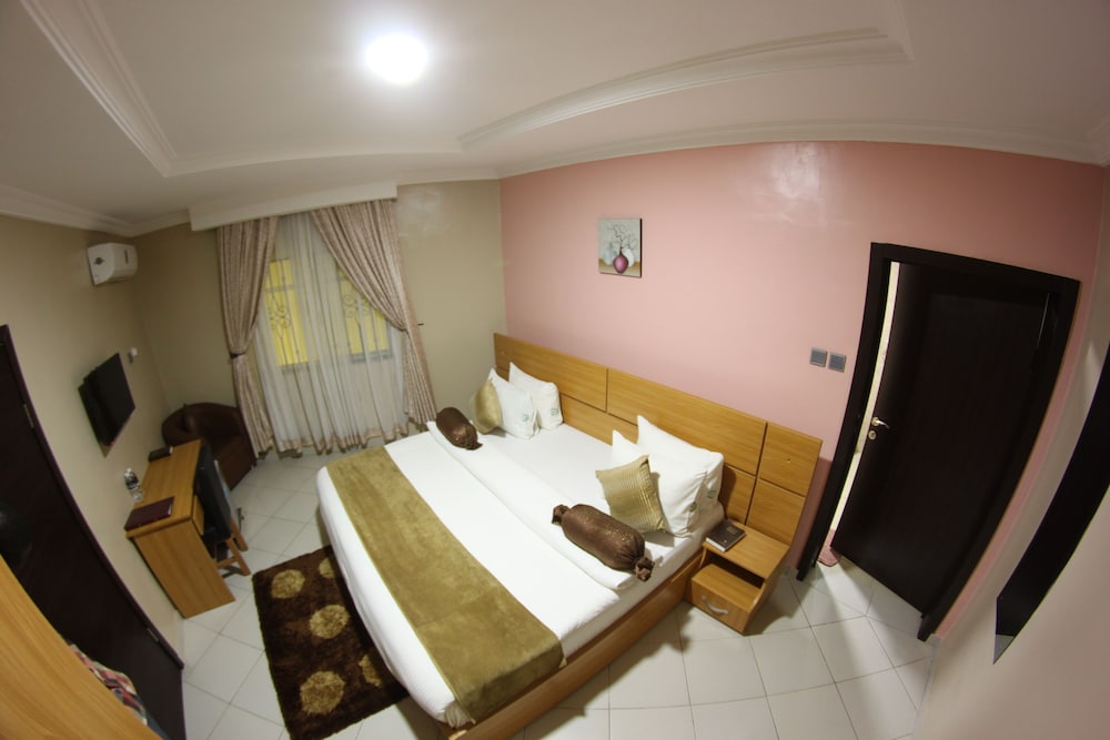 Suite, 1 King Bed, Ensuite