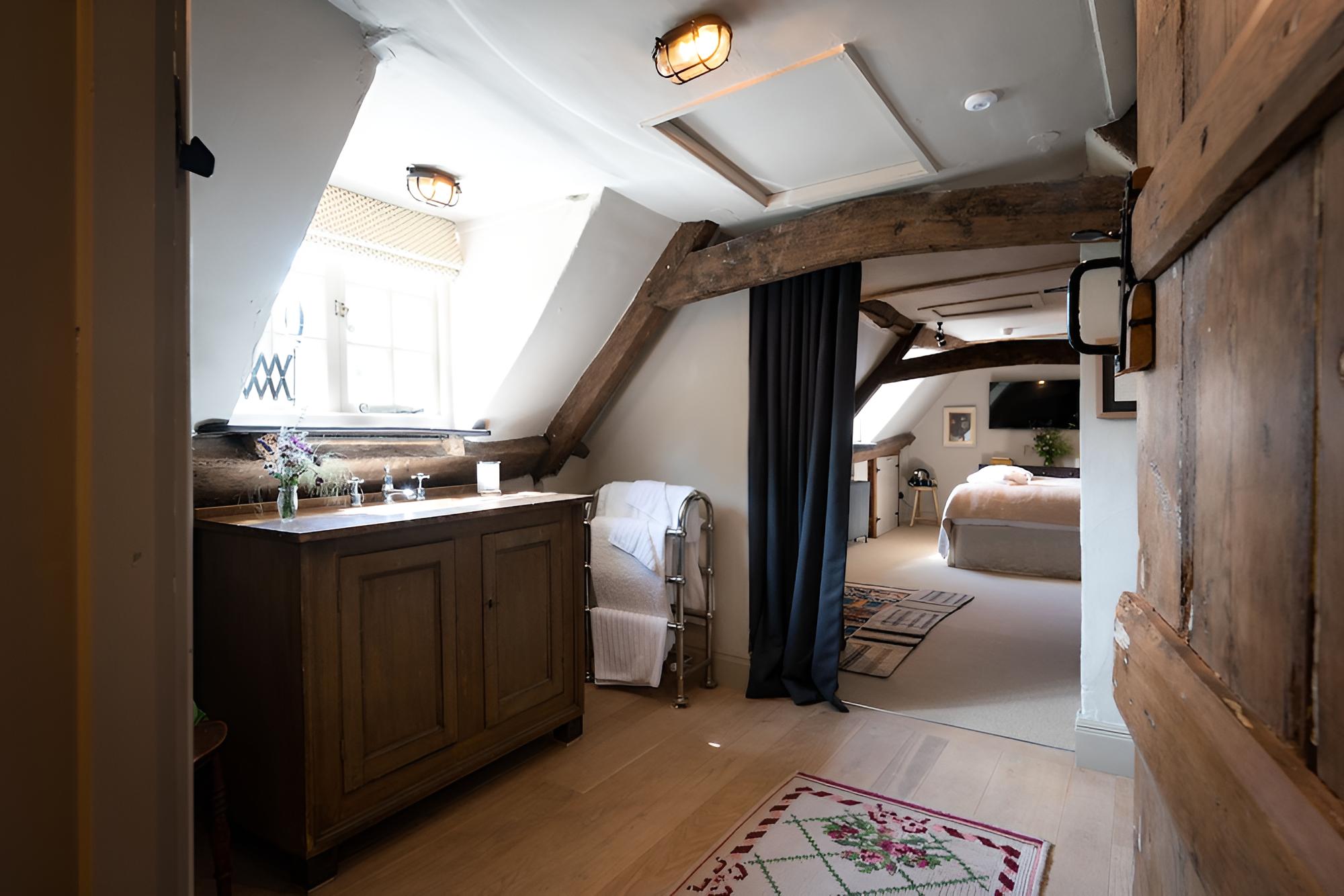 Luxury Room photo 1