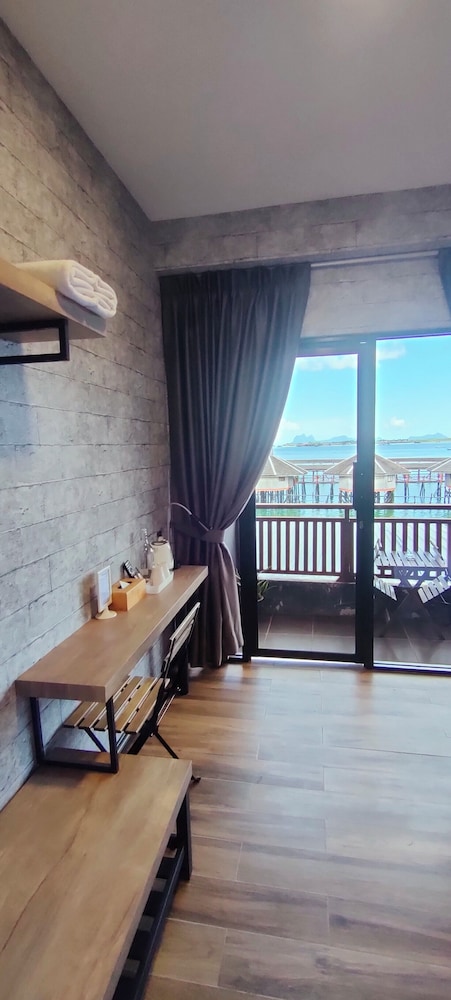 Seaview Twin photo 3