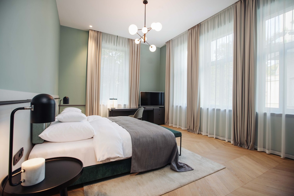 Deluxe Double Room - Photo 1