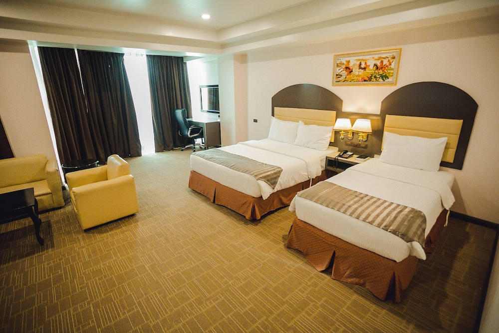 Deluxe Suite