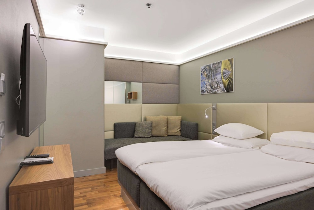 Double Room (Compact) - Photo 3