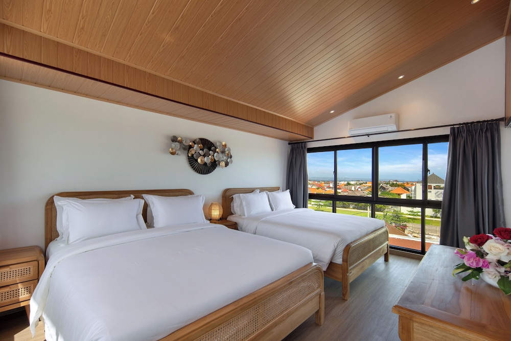Studio, 2 Queen Beds, Non Smoking photo 2